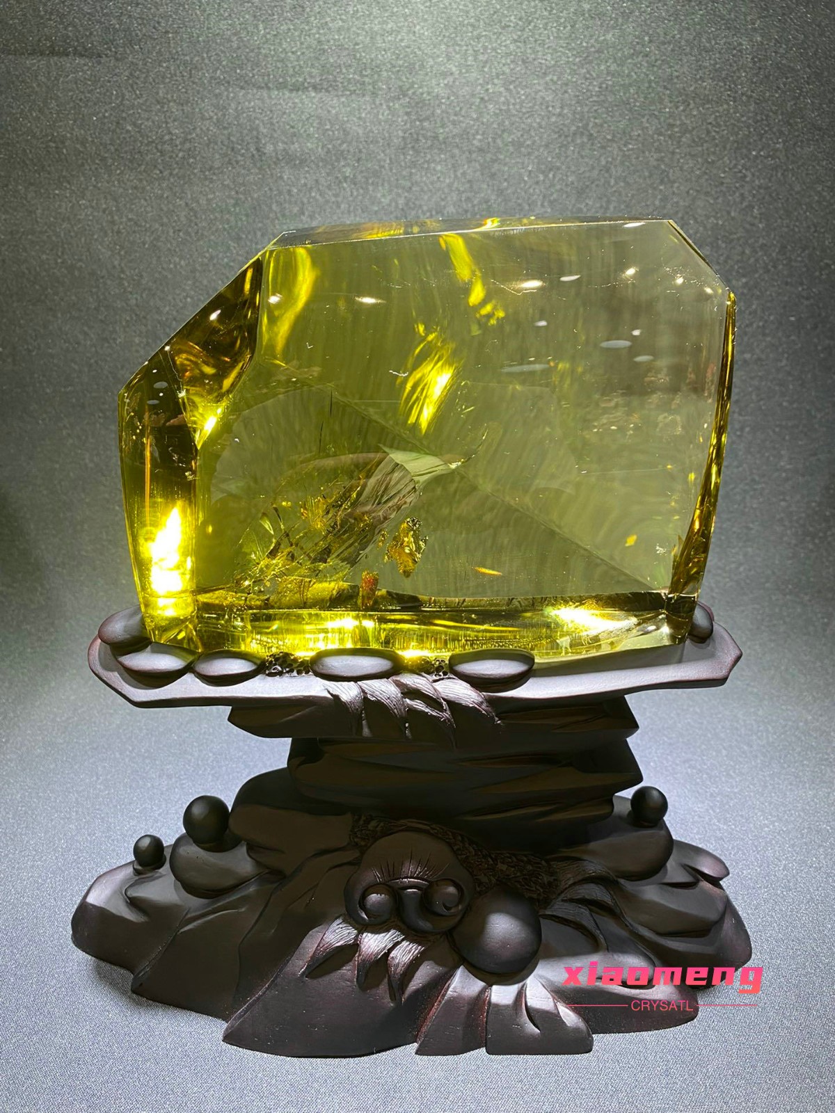 5.5LB Natural Brazilian Top Explosive Grade Water Yellow Crystal Stone Ornament