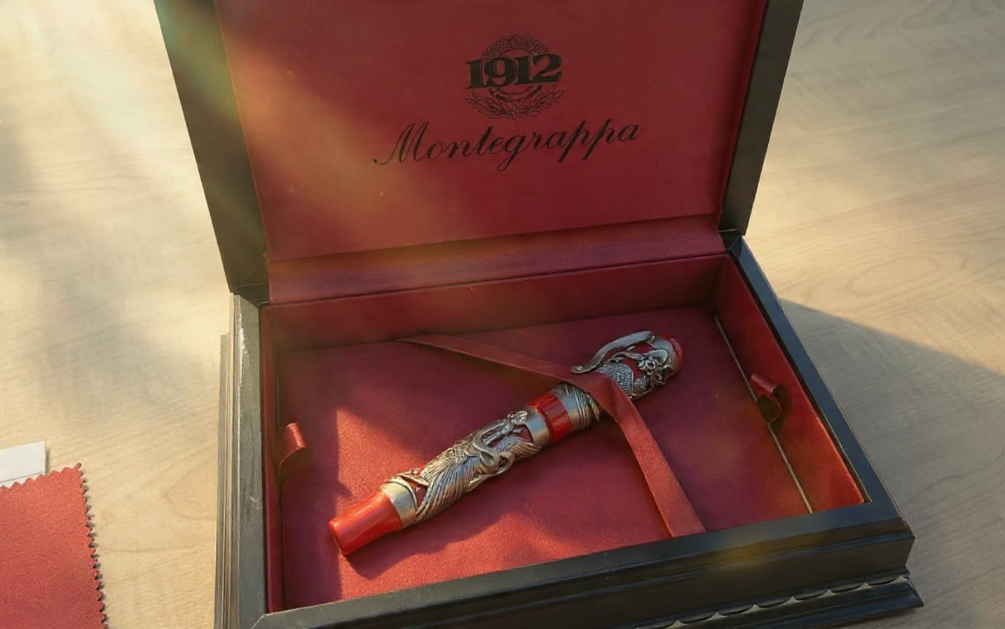 Montegrappa Oriental Zodiac Dragon Limited Edition Fountain Pen - Silver & Red