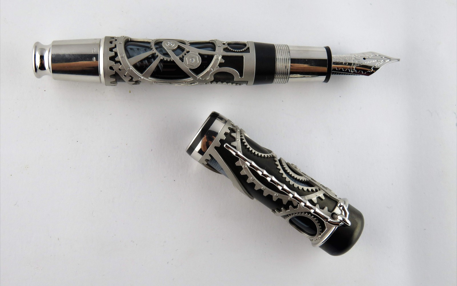 Montblanc Skeleton Charlie Chaplin 88 fountain pen Montblanc Skeleton Charlie Chaplin 88 fountain pen