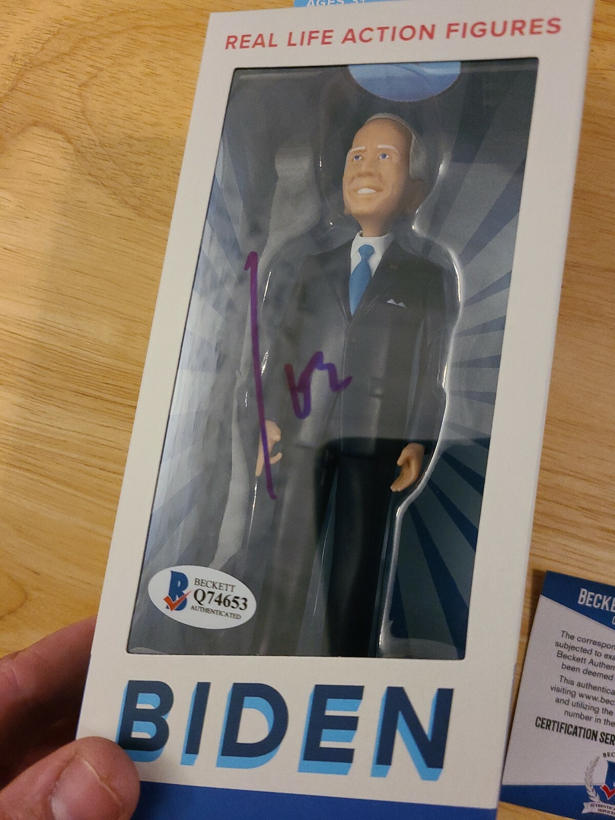 Joe Biden Signed Figure Beckett President 2020 #46 RARE Real life figures Joe Biden Signed Figure Beckett President 2020 #46 RARE Real life figures