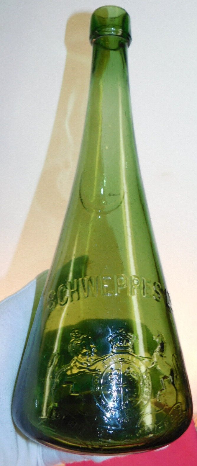 ANTIQUE BOTTLE 