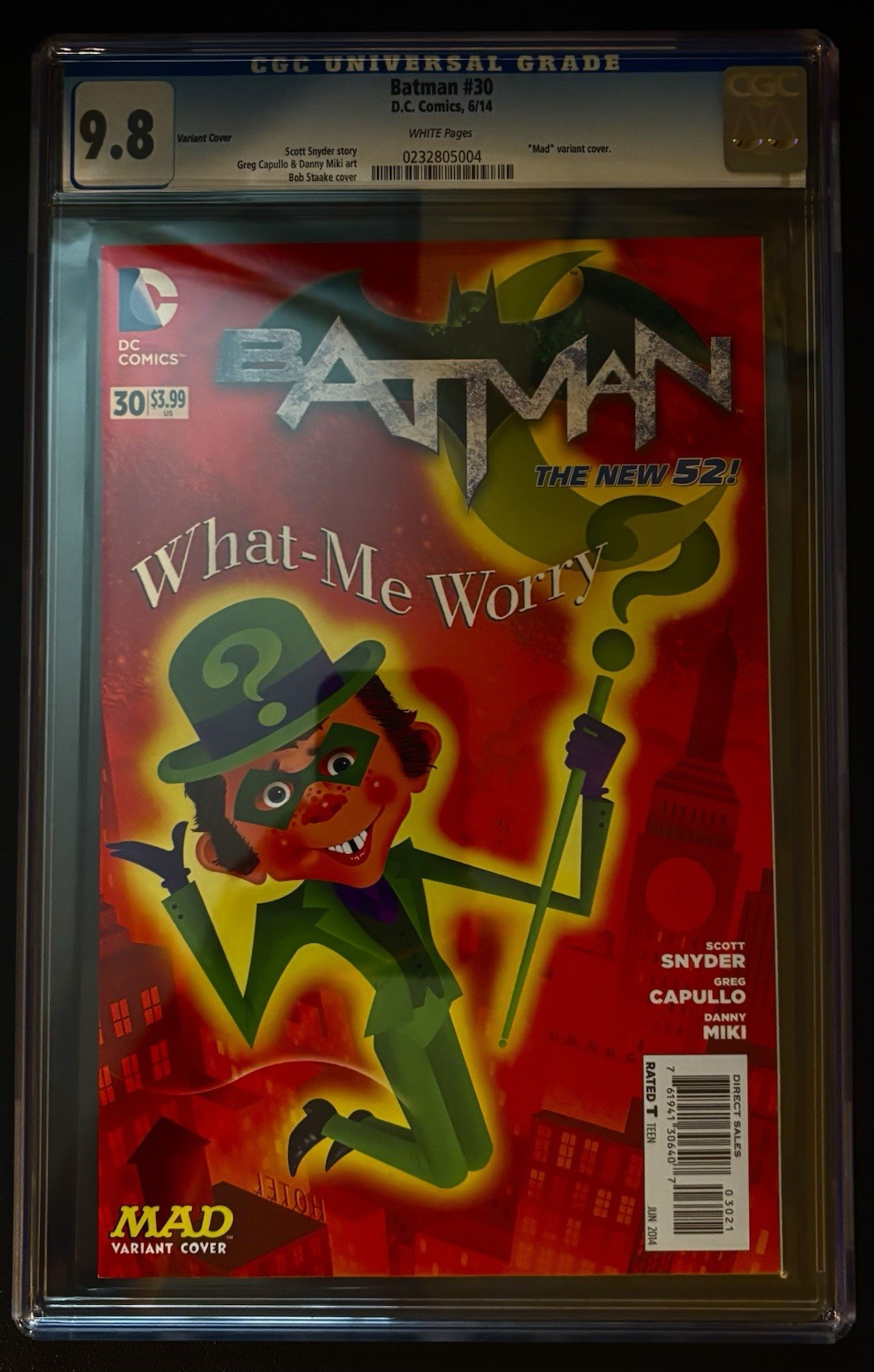 BATMAN # 30 CGC 9.8. MAD VARIANT COVER. THE NEW 52. (2014) BATMAN # 30 CGC 9.8. MAD VARIANT COVER. THE NEW 52. (2014)