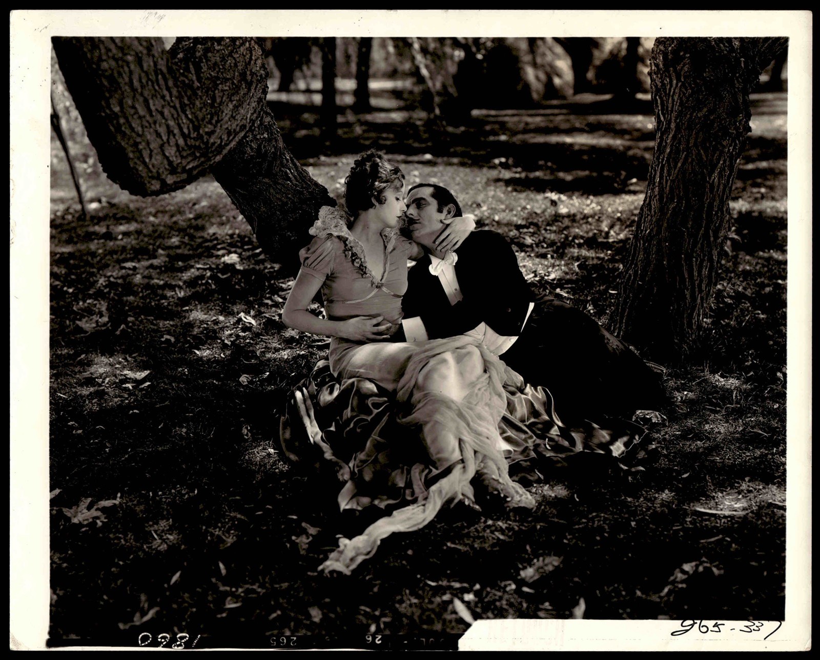 c1926 Greta Garbo The Temptress 8x10 Original Studio Press Photo w/COA *Y5209 c1926 Greta Garbo The Temptress 8x10 Original Studio Press Photo w/COA *Y5209