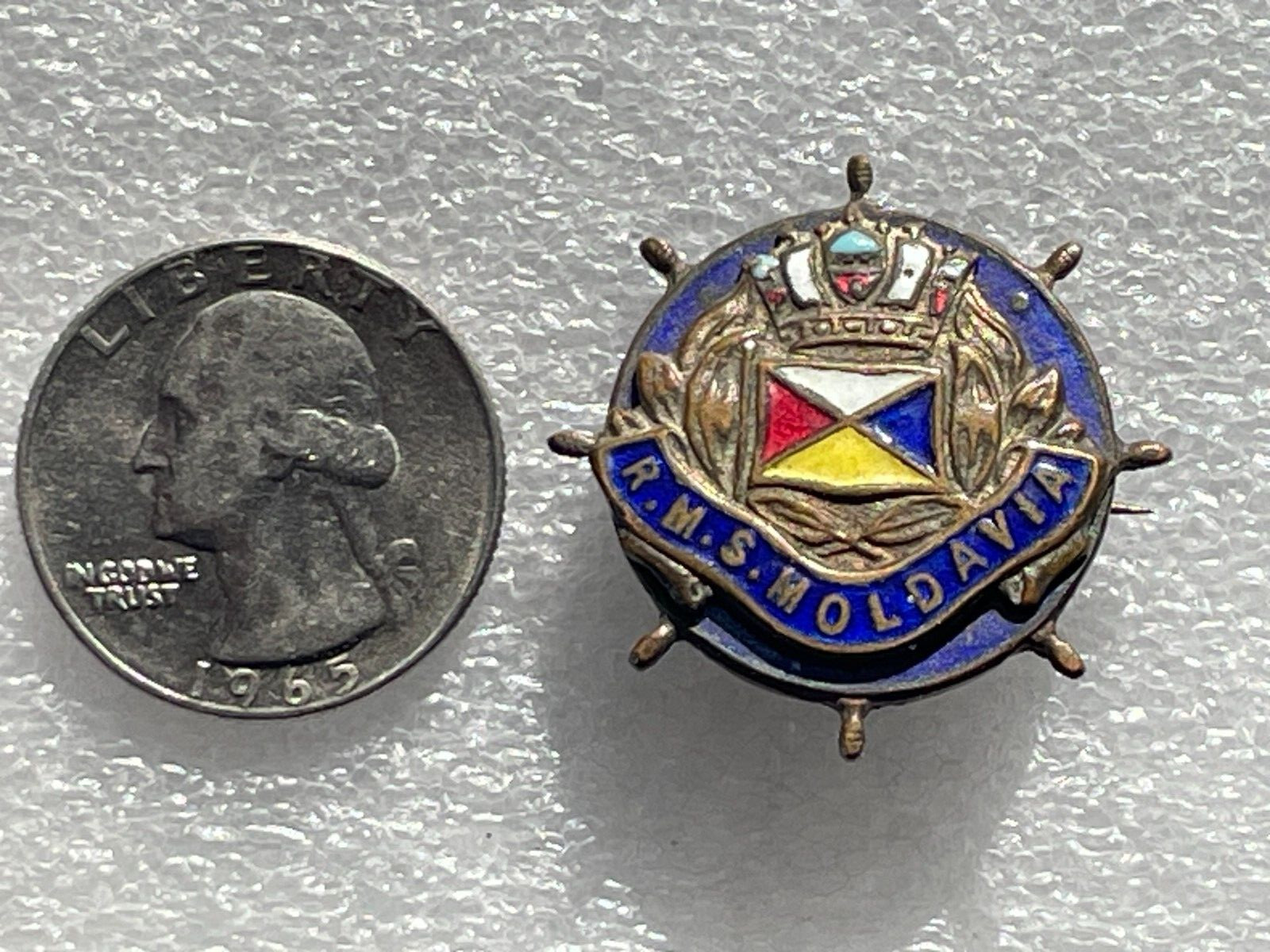 RMS MOLDAVIA BROOCH PIN ENAMEL P & O LINE SHIP STEAMSHIP VESSEL WHEEL FLAG LINER RMS MOLDAVIA BROOCH PIN ENAMEL P & O LINE SHIP STEAMSHIP VESSEL WHEEL FLAG LINER