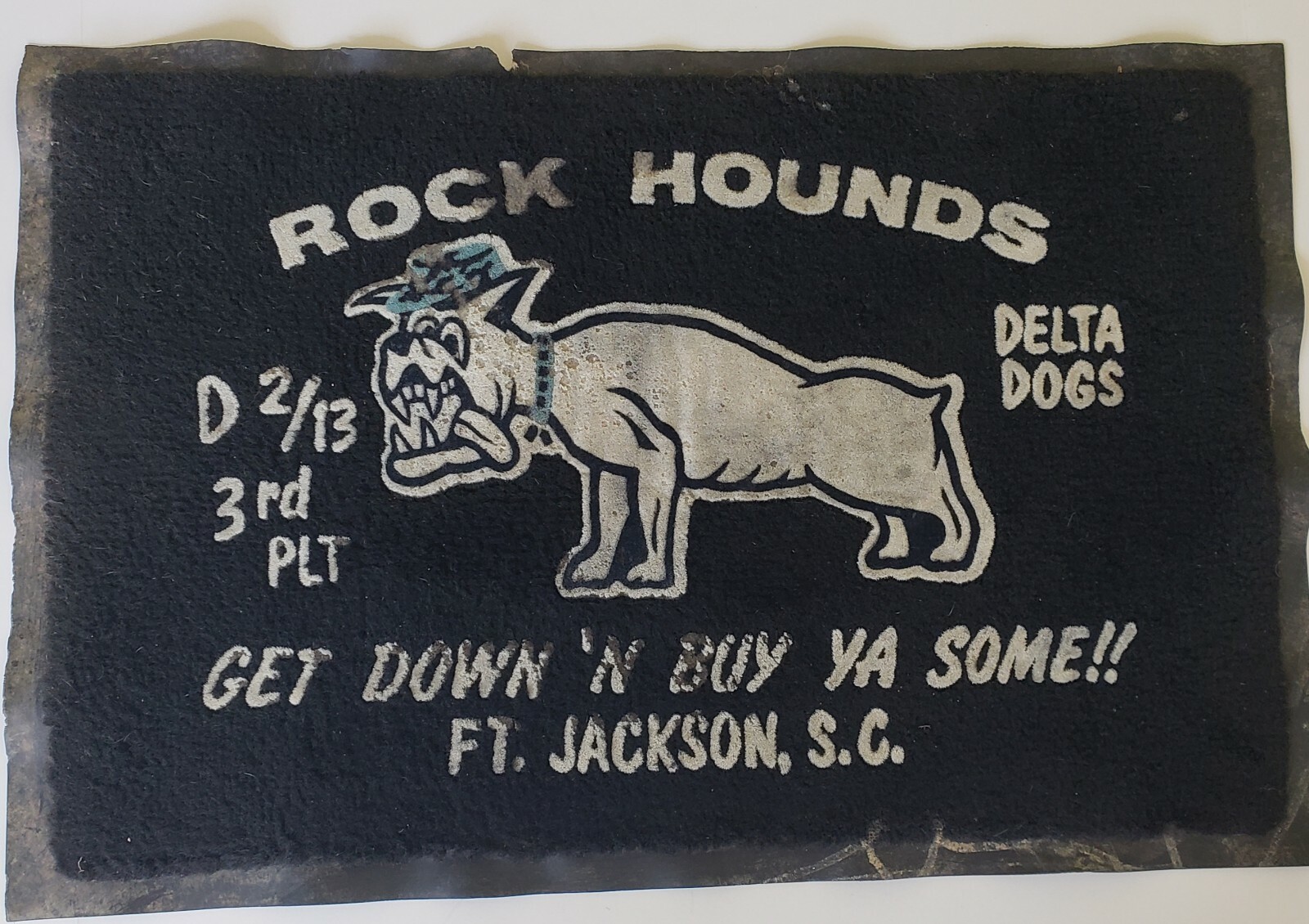 VINTAGE ARMY FT. JACKSON SOUTH CAROLINA DELTA DOGS 3RD PLATOON DOOR RUG (USED) VINTAGE ARMY FT. JACKSON SOUTH CAROLINA DELTA DOGS 3RD PLATOON DOOR RUG (USED)