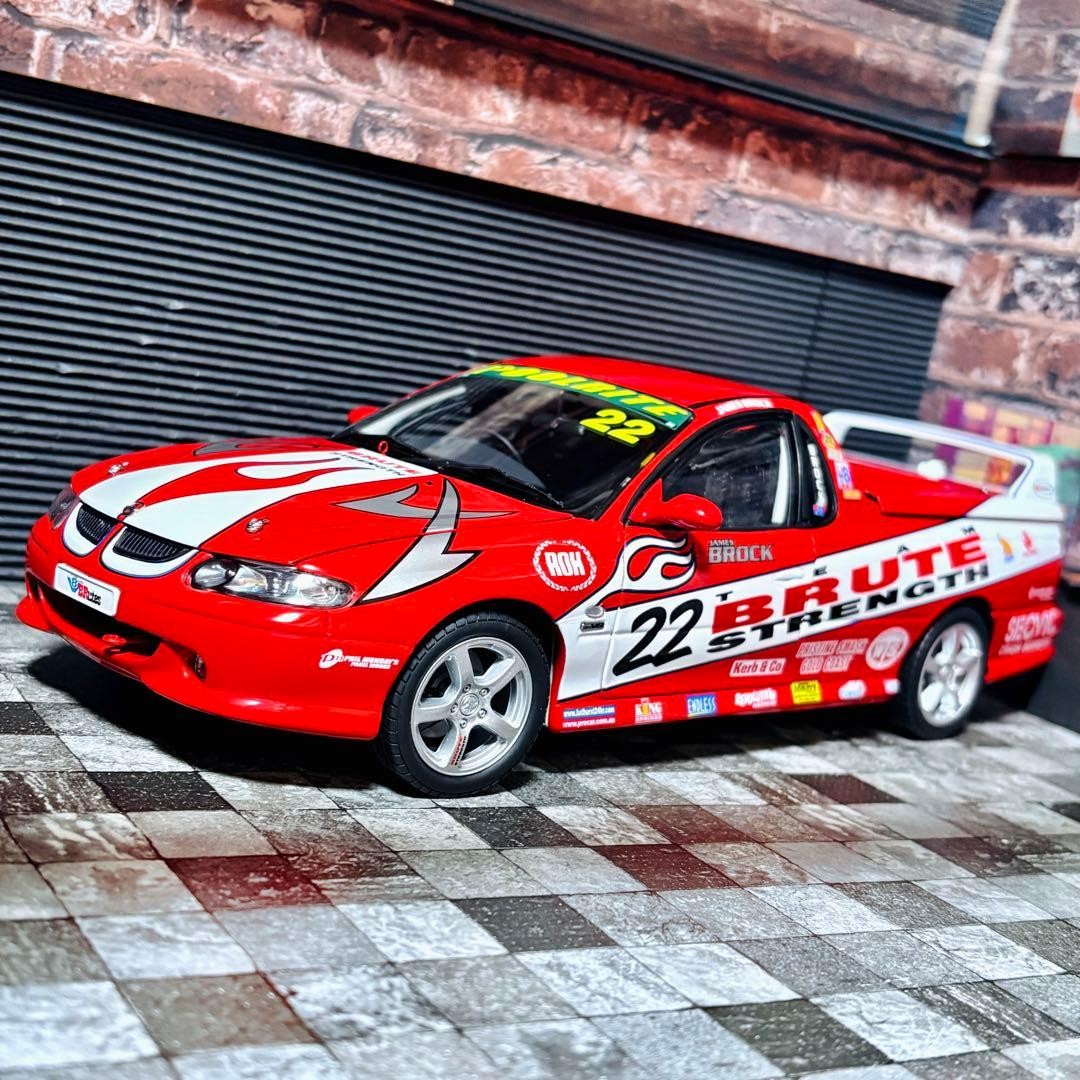 Not in stock in Japan 1/18 CC Holden Brute Ute V8 2002