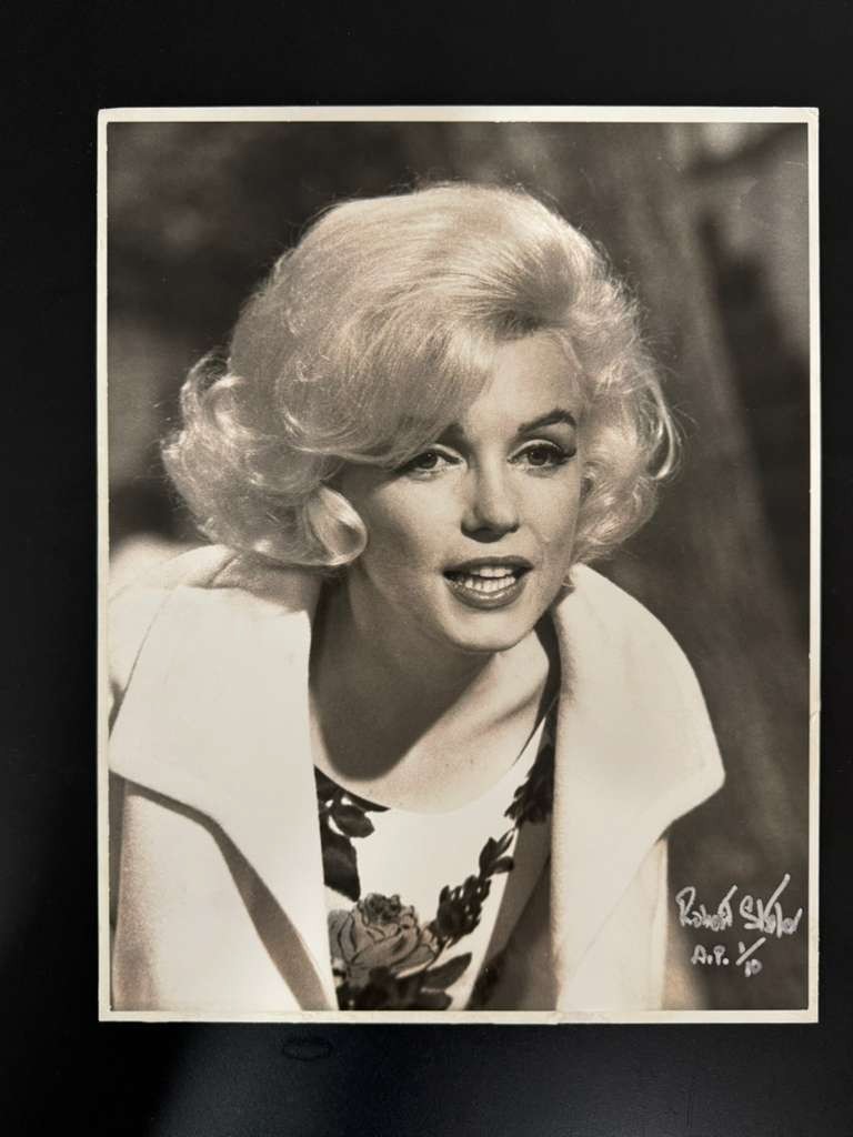 HOLLYWOOD MARILYN MONROE SIGNED ROBERT SKLAR ARTIST PROOF 1/10 PHOTO OVERSIZE
