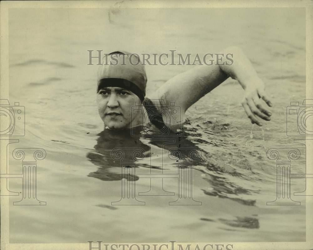 100 years Gertrude Ederle 1926 - Original Press Photos English Channel