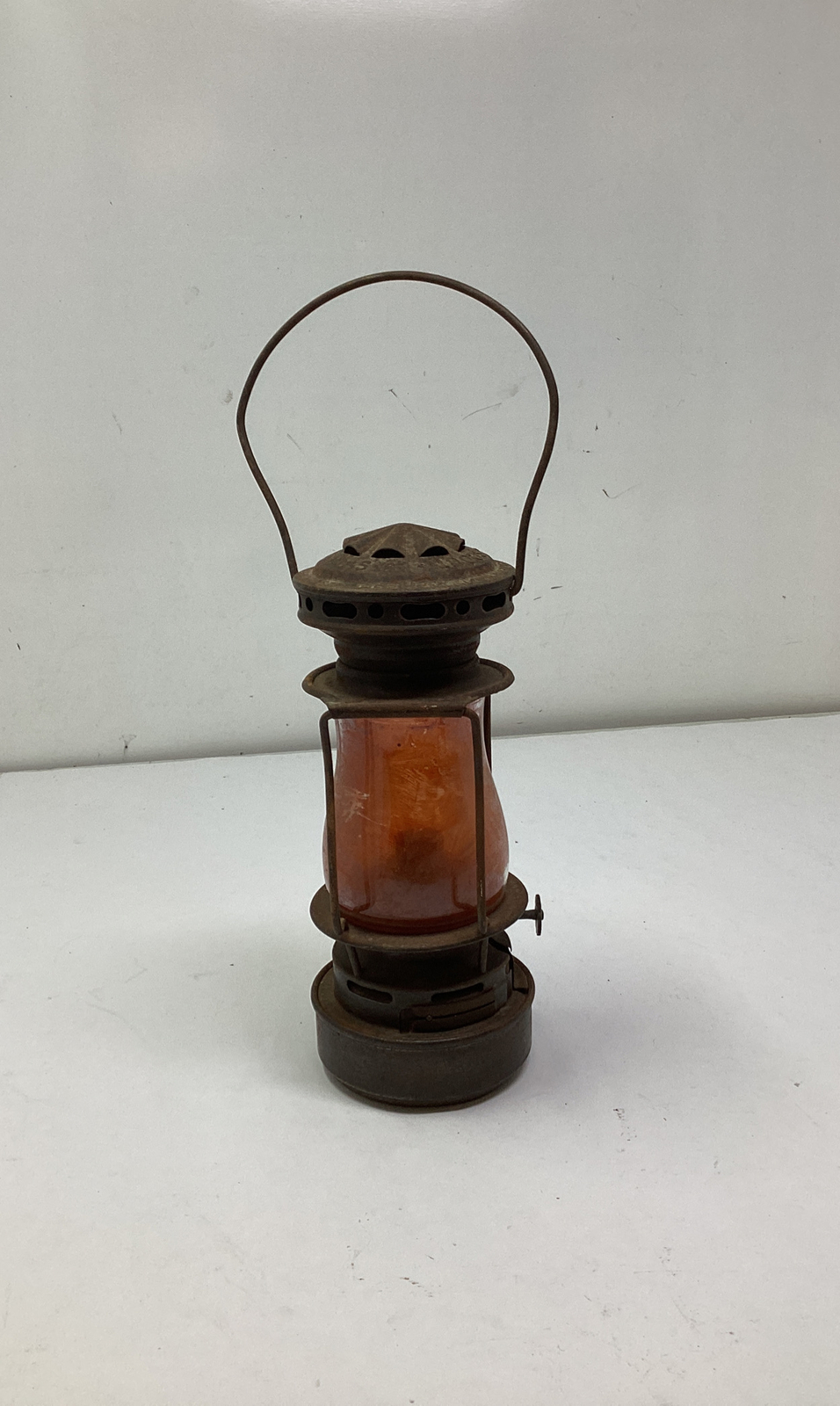 Early Dietz Scout Antique Small Skater Oil Lantern Lamp Pat 1914 Early Dietz Scout Antique Small Skater Oil Lantern Lamp Pat 1914