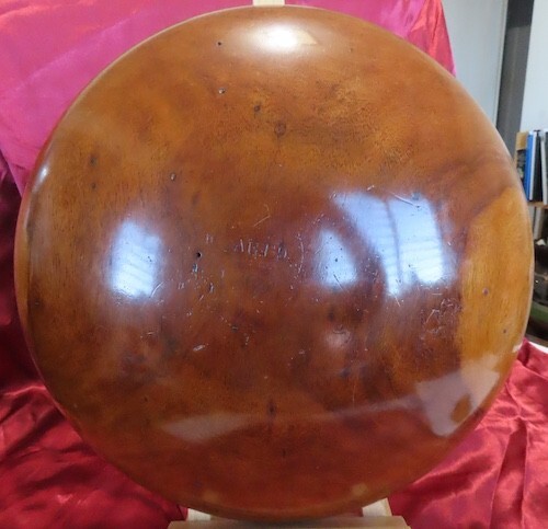 RARE HAWAIIAN KOU WOOD SERVING TRAY CA. 1800'S - W.AULD, KALAKAUA, LILIUOKALANI