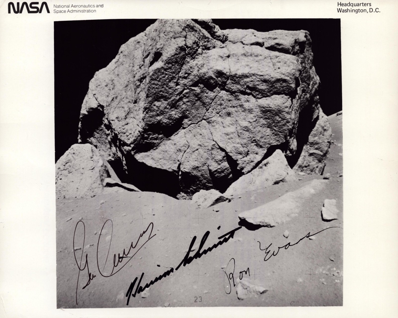 APOLLO 17 CREW SIGNED NASA PHOTOGRAPH OF LARGE BOULDER ON THE MOON APOLLO 17 CREW SIGNED NASA PHOTOGRAPH OF LARGE BOULDER ON THE MOON