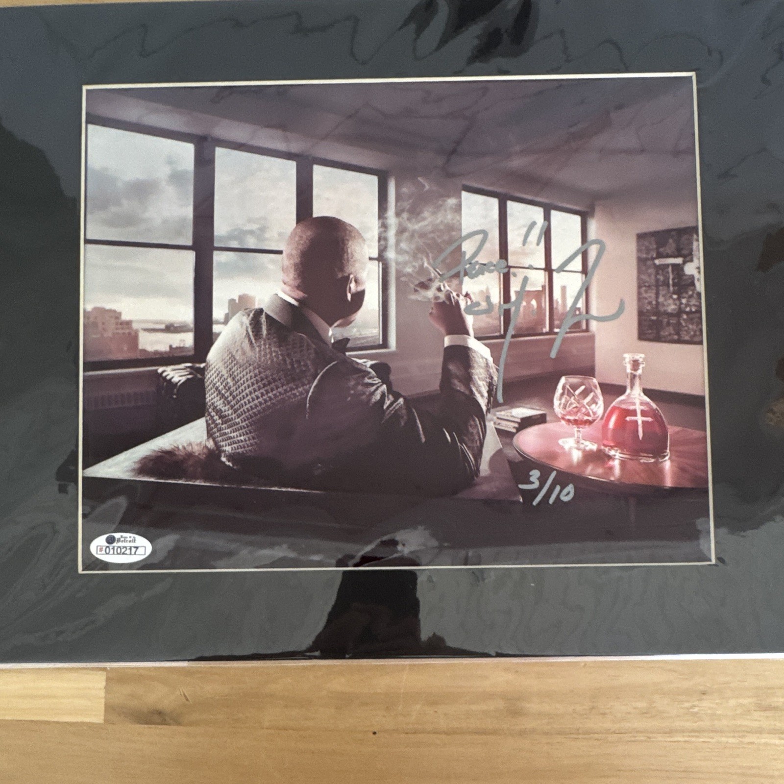 JAY-Z Signed 8x10 Photo JAY-Z Signed 8x10 Photo