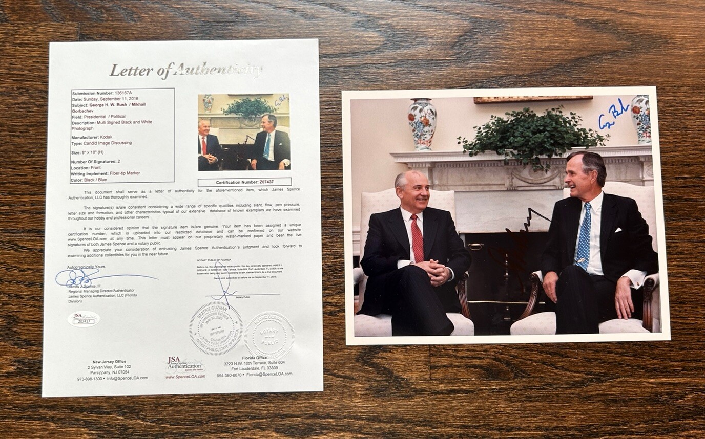 Signed Mikhail Gorbachev & George Bush Photograph Color 8x10 JSA COA Signed Mikhail Gorbachev & George Bush Photograph Color 8x10 JSA COA