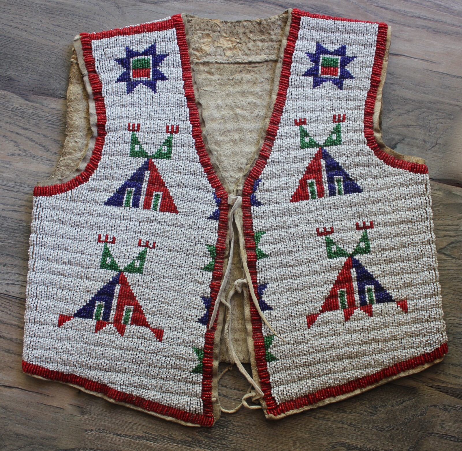 SIOUX 1880's BEADED CHILD'S VEST, SIOUX BEADWORK, LAKOTA BEADED VEST