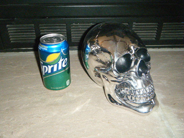 MEDIUM SILVER MIRRORED HUMAN SKULL PROP High Halloween Stitched Scars Cool HTF MEDIUM SILVER MIRRORED HUMAN SKULL PROP High Halloween Stitched Scars Cool HTF