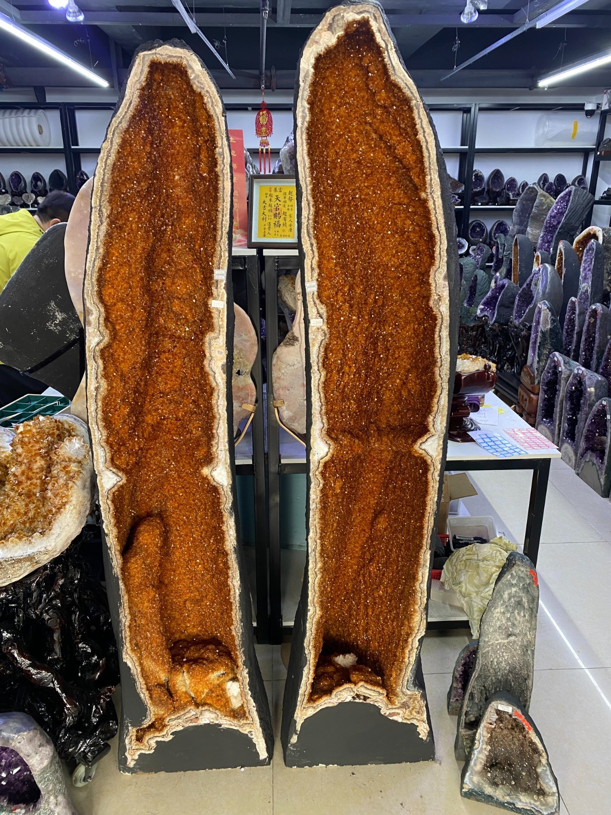 629LB+600LB Natural High grade a pair of rare Citrine Church Cathedral Geode 629LB+600LB Natural High grade a pair of rare Citrine Church Cathedral Geode