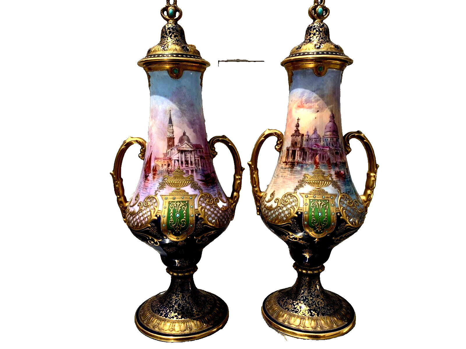 ANTQ H/PAINTED VENICE SEASCAPE ROYAL DOULTON ENGLAND 2 URNS w/HEAVY GOLD SIGNED ANTQ H/PAINTED VENICE SEASCAPE ROYAL DOULTON ENGLAND 2 URNS w/HEAVY GOLD SIGNED