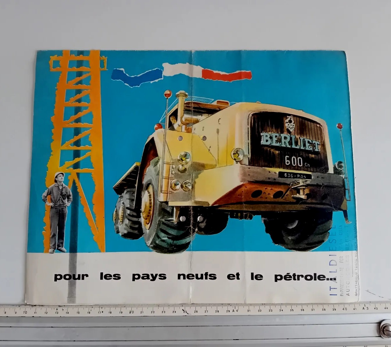 Brochure Truck BERLIET T100 600 hp Truck Oil Desert BIGGEST IN THE WORLD Brochure Truck BERLIET T100 600 hp Truck Oil Desert BIGGEST IN THE WORLD