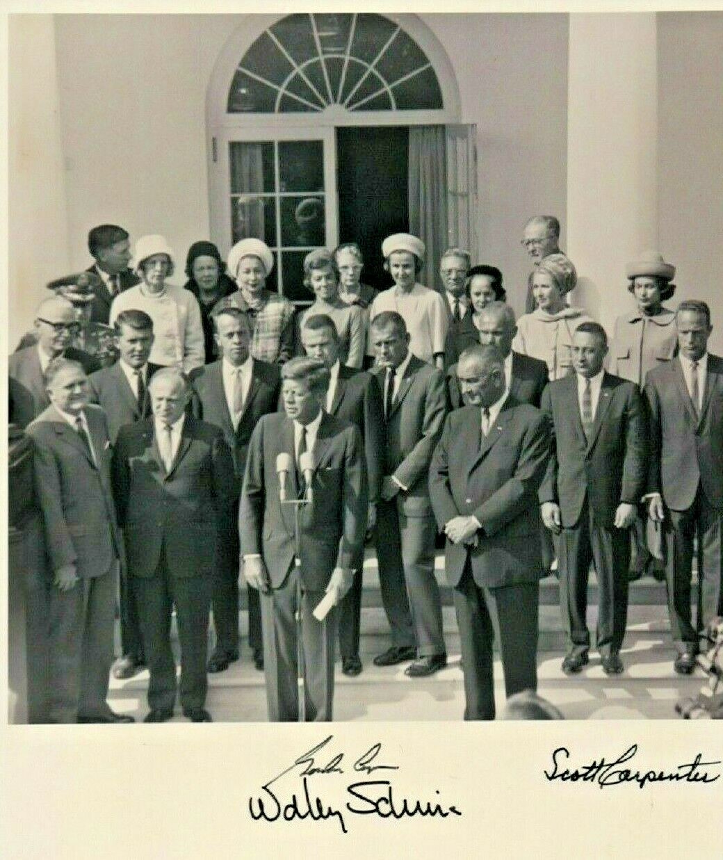 Scott Carpenter, Gordon Cooper, & Wally Schirra Signed White House Photograph Scott Carpenter, Gordon Cooper, & Wally Schirra Signed White House Photograph