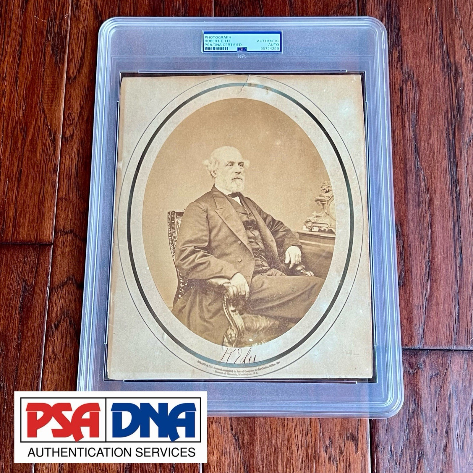 ROBERT E LEE * PSA Autograph Matthew Brady Signed Albumen Photograph Confederate ROBERT E LEE * PSA Autograph Matthew Brady Signed Albumen Photograph Confederate