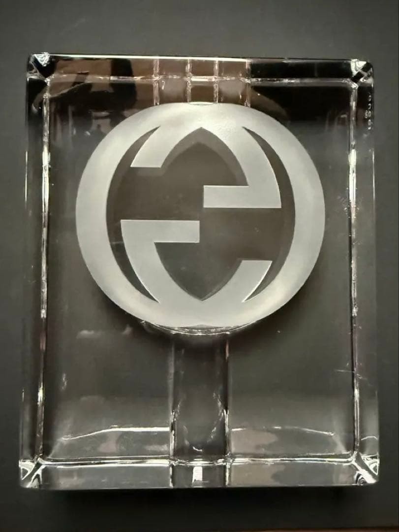Vintage GUCCI Tom Ford Crystal Ashtray Crystal Glass Made in Italy Used Vintage GUCCI Tom Ford Crystal Ashtray Crystal Glass Made in Italy Used