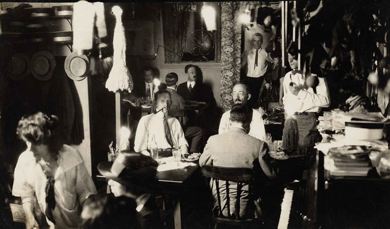 c. 1910's Bohemian Cafe Greenwich Village, NYC Photo JESSIE TARBOX BEALS(?)