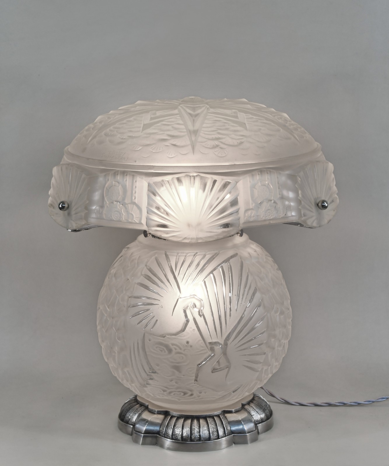MULLER FRERES : a French ART DECO mushroom table lamp 1930 . France MULLER FRERES : a French ART DECO mushroom table lamp 1930 . France