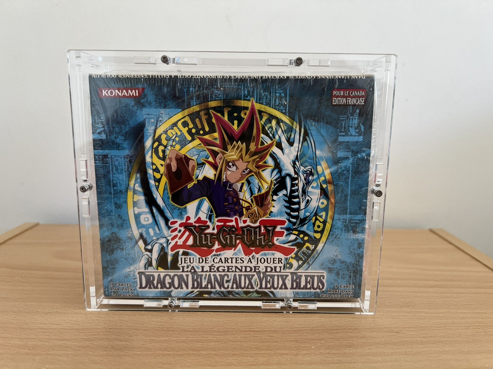 Yu-Gi-Oh Display The Legend of the White Dragon with Blue Eyes Sealed
