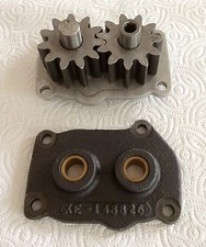 NOS XE Holman-Moody Boss 429 NASCAR oil pump dual-gears - two XE bottom plates picture