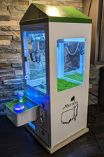 Masters Coin-Op Arcade Claw Machine Prize Crane - Masters Golf Themed Game picture