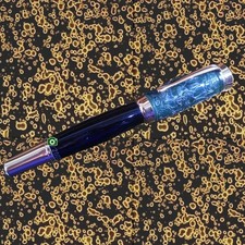 Montblanc Qing Dynasty Limited Edition 2002 Fountain Pen 2002pcs Limited picture
