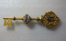 18K Gold Key To Princess Louise Duchess Of Argyll Technical Schools Victoria picture