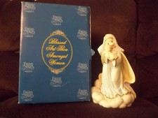 PRECIOUS MOMENTS -- LOT OF 700+ FIGURES - Valued at over $30K picture
