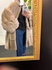 Fendi Beige Fur Coat Design Best Women Rare Luxury Designer Model Limited Editio picture