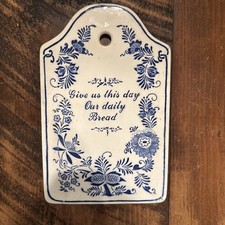 ceramic porcellian wall plaque 7