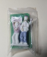 2005 Haydel's bakery King Cake Baby We Love Beads Family New Orleans Mardi Gras picture