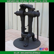 Monster vise (French) 407 lb Jaw 11'1/4 - anvil - ID 1759 picture