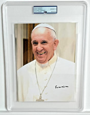 Pope Francis Autographed Photo PSA/DNA GEM MINT 10 W/ Exact Photo Proof Signing picture