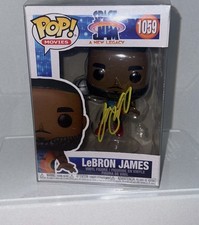 LeBron James Autographed Funko Pop #1059 Space Jam A New Legacy Signed Figure picture