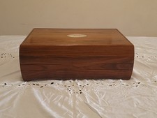 Winsor & Newton 1977 Royal Silver Jubilee Watercolour Box, collectors item picture
