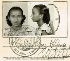 CELIA CRUZ ALFONSO AUTOGRAPH SIGNED DOCUMENT Jul,1948 (Mexico Migration Sheet) picture