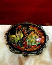 Palekh Russian Lacquer Jewelry By Famous Nikolai Kraykin, Rare And Very Unique picture