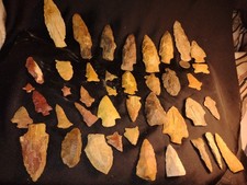 beautiful deep east Texas authentic arrowheads picture