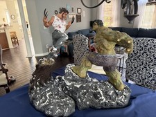 Hulk Vs Wolverine 1/4 Scale Polystone Statue Diorama By Aaron Rey Perez RARE picture