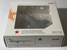 Herpa 1/200 Mikoyan MiG-25PU #dcbd5d picture