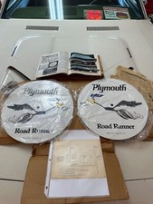1968 1969 1970 PLYMOUTH ROAD RUNNER ADVERTISING WHEEL DISC'S NOS ORIGINAL BOX picture