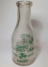 1946 Vintage MILK BOTTLE Ohio Clover Leaf Dairy Toledo Ohio Milk Bottle Quart picture