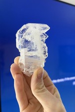 THIS CRYSTAL LOOKS LIKE PRESIDENT DONALD TRUMP RARE FADEN QUARTZ FROM COLOMBIA picture