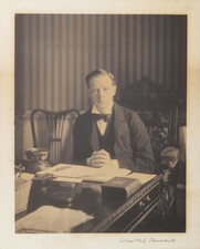 A magnificent, large signed photo of Winston S. Churchill from late 1900 picture