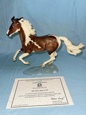 Breyerfest 2009 Prize Model “Mon Gamin” glossy bay pinto Show Jumper Mold picture
